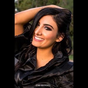 Meet your Posher, Sarah